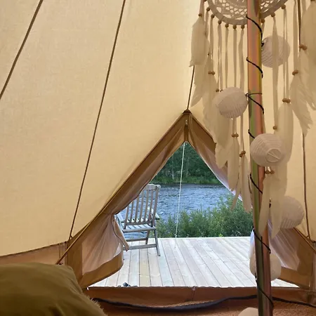 River Glamping - Jordet, Lüks kamp alanı Trysil